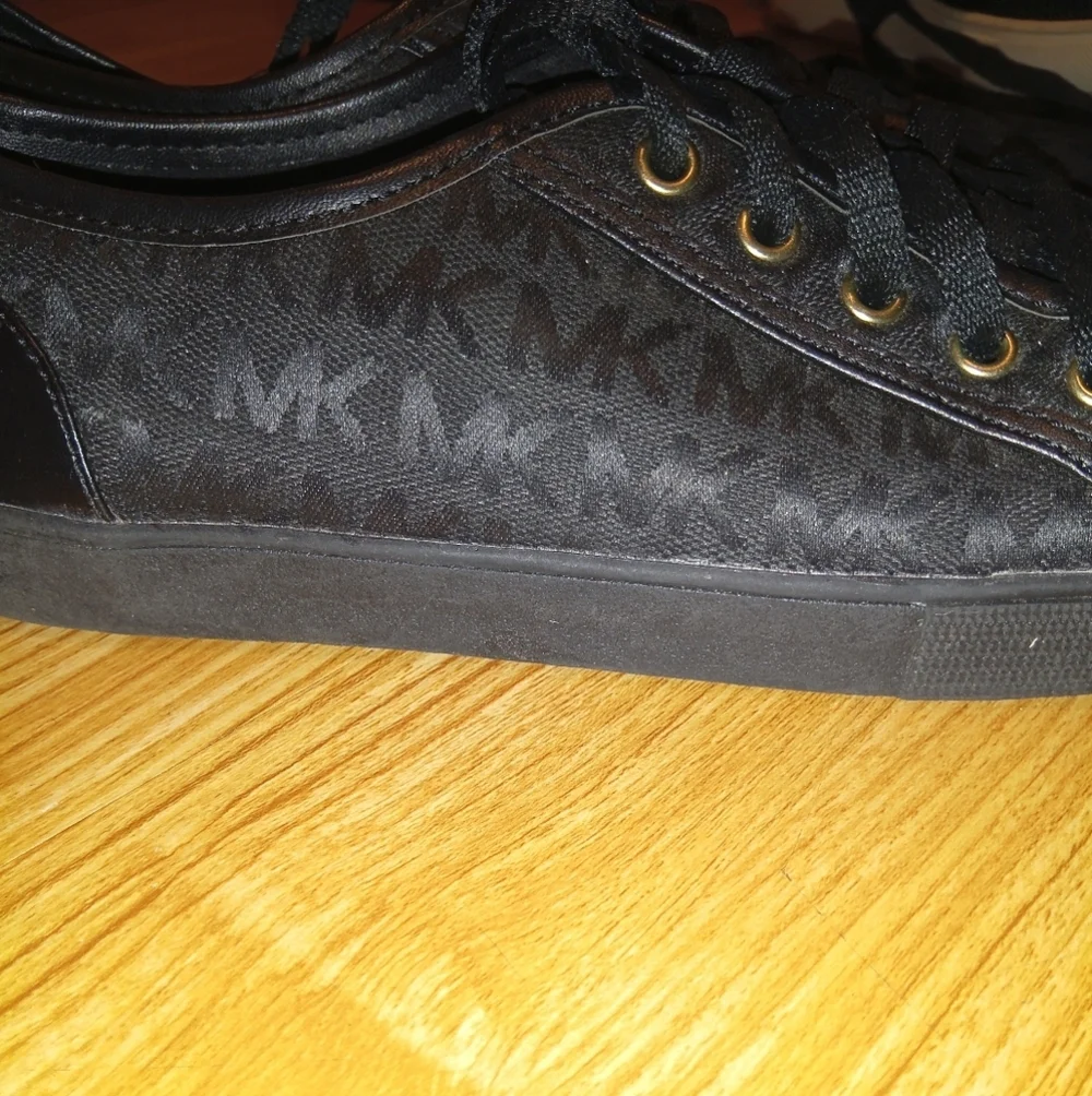 Michael Kors Rita 3 Black Monogram Sneakers Size 5